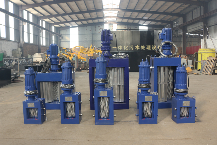 粉(fěn)碎格柵機的工作原理